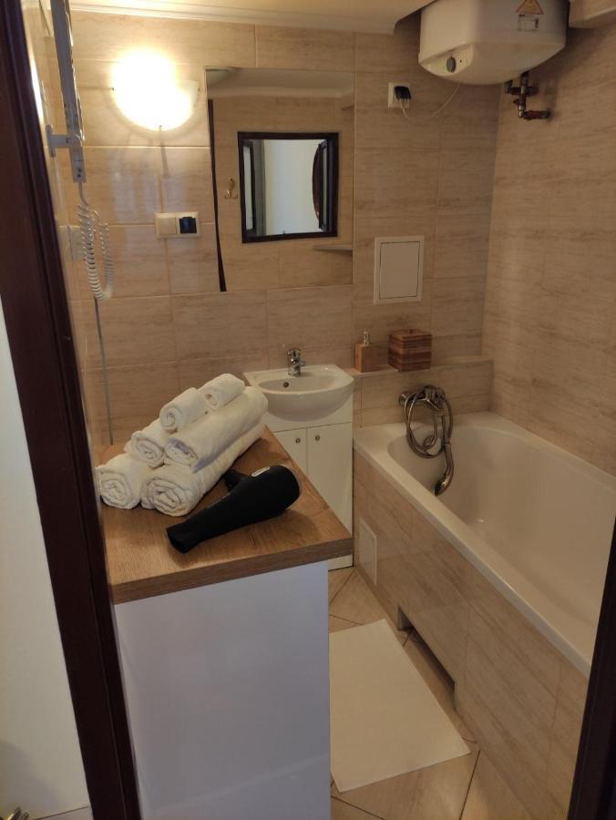 Apartament Lapacz Snow Przemyśl Extérieur photo